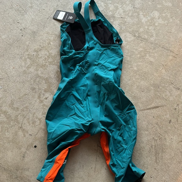 speedo lzr pure valor female size 28 - Picture 5 of 5